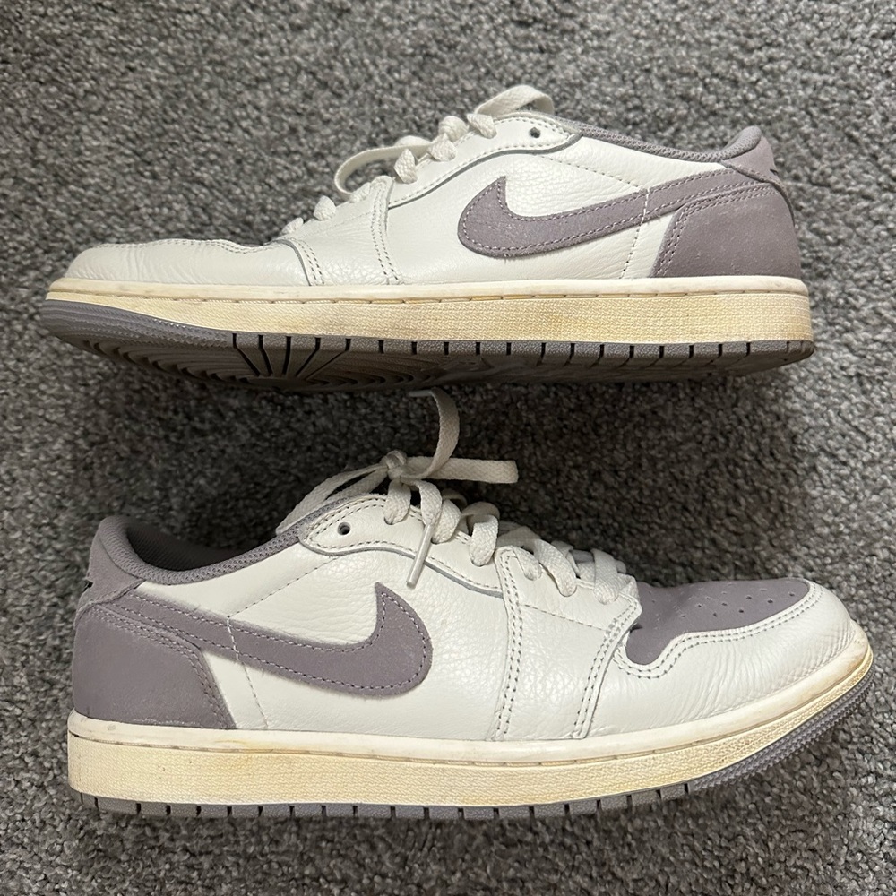 Jordan 1 Low Sail atmosphere gray